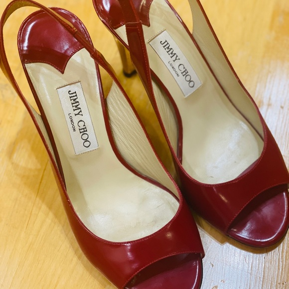 JIMMY CHOO Red Patent Leather Peep Toe Sling Back Pumps Gold Heel Sz 39 US 9 - Picture 13 of 13